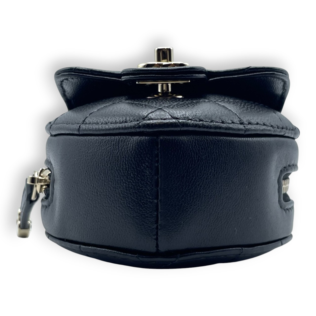 シャネル ミニハート バッグチャーム ブラック ラムスキン ゴールド