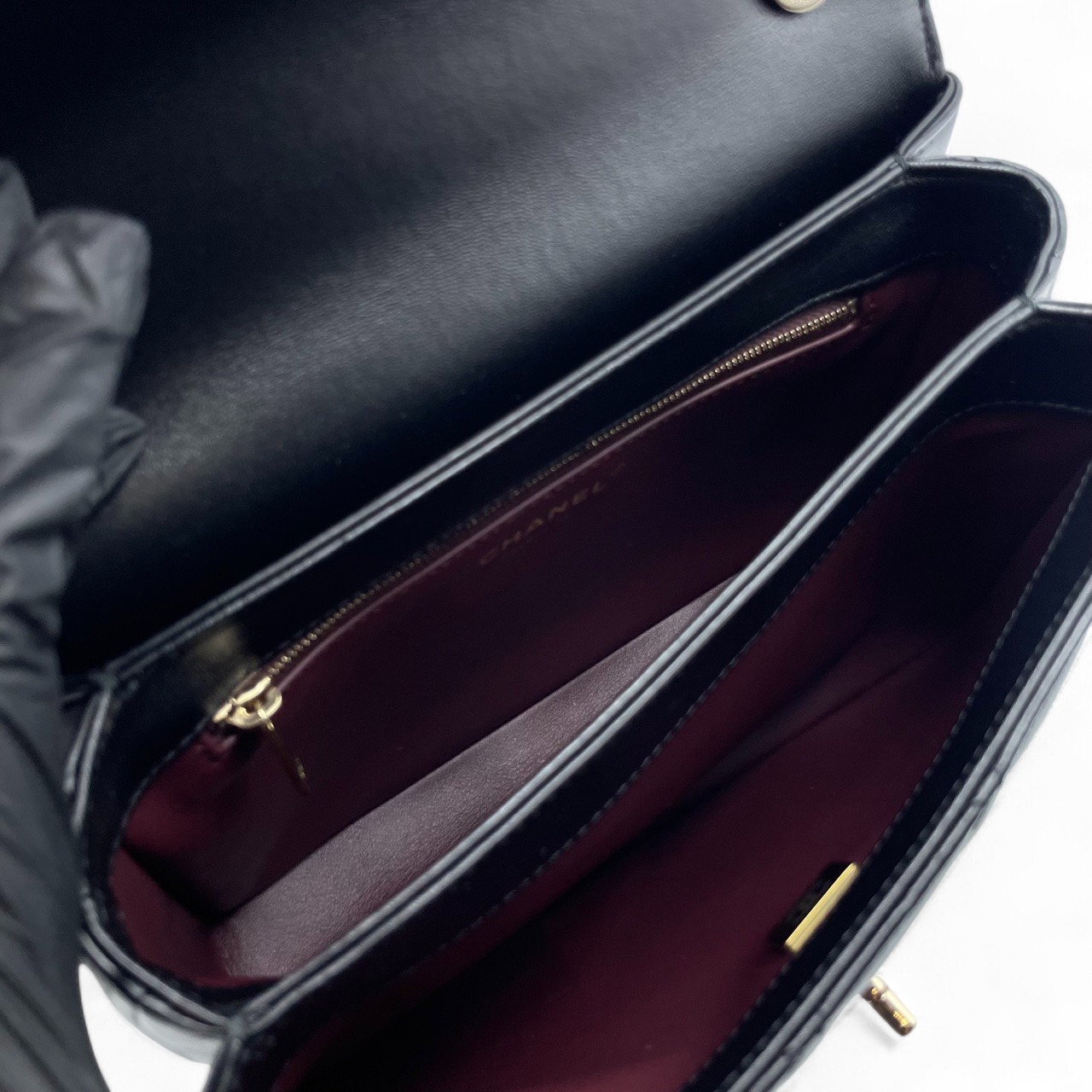 シャネル トップハンドル フラップ バッグ A92236 ラムスキン ブラック