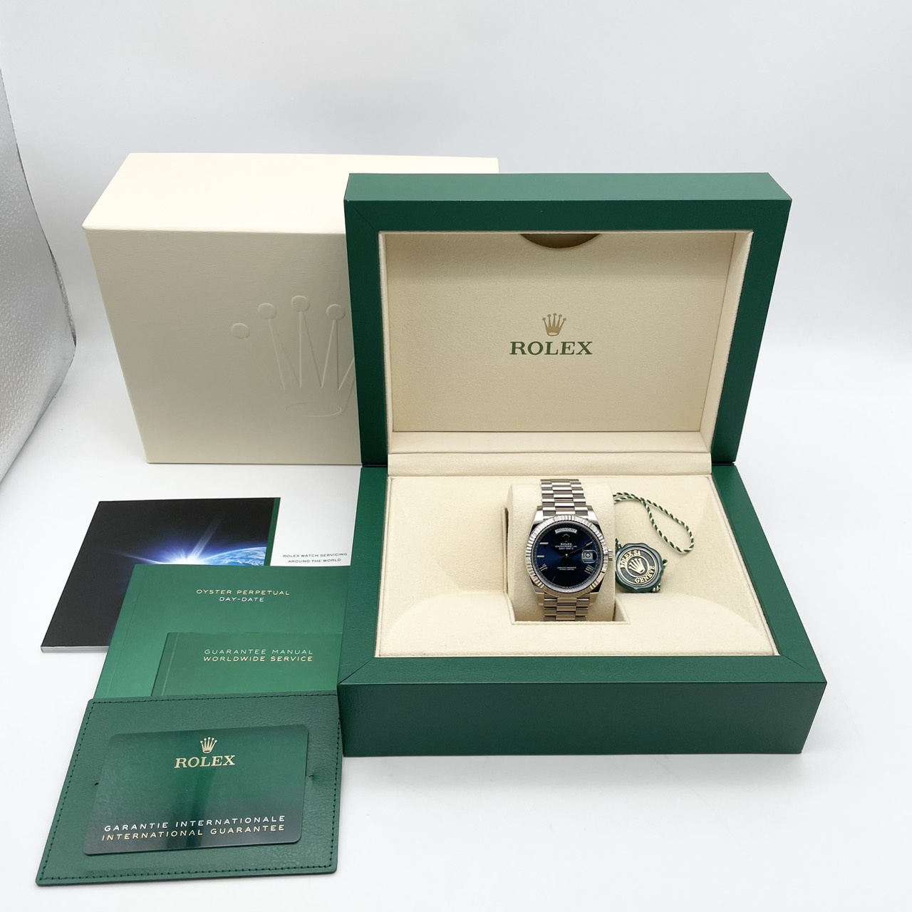 ロレックス デイデイト 228239 ブルーローマン ホワイトゴールド 40mm