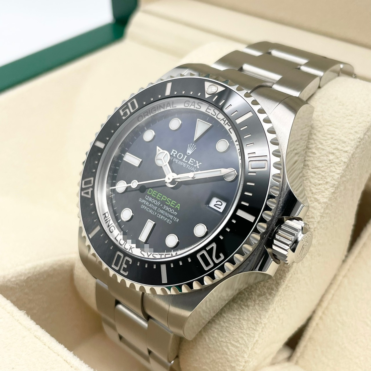ロレックス 136660 Dブルー 44mm