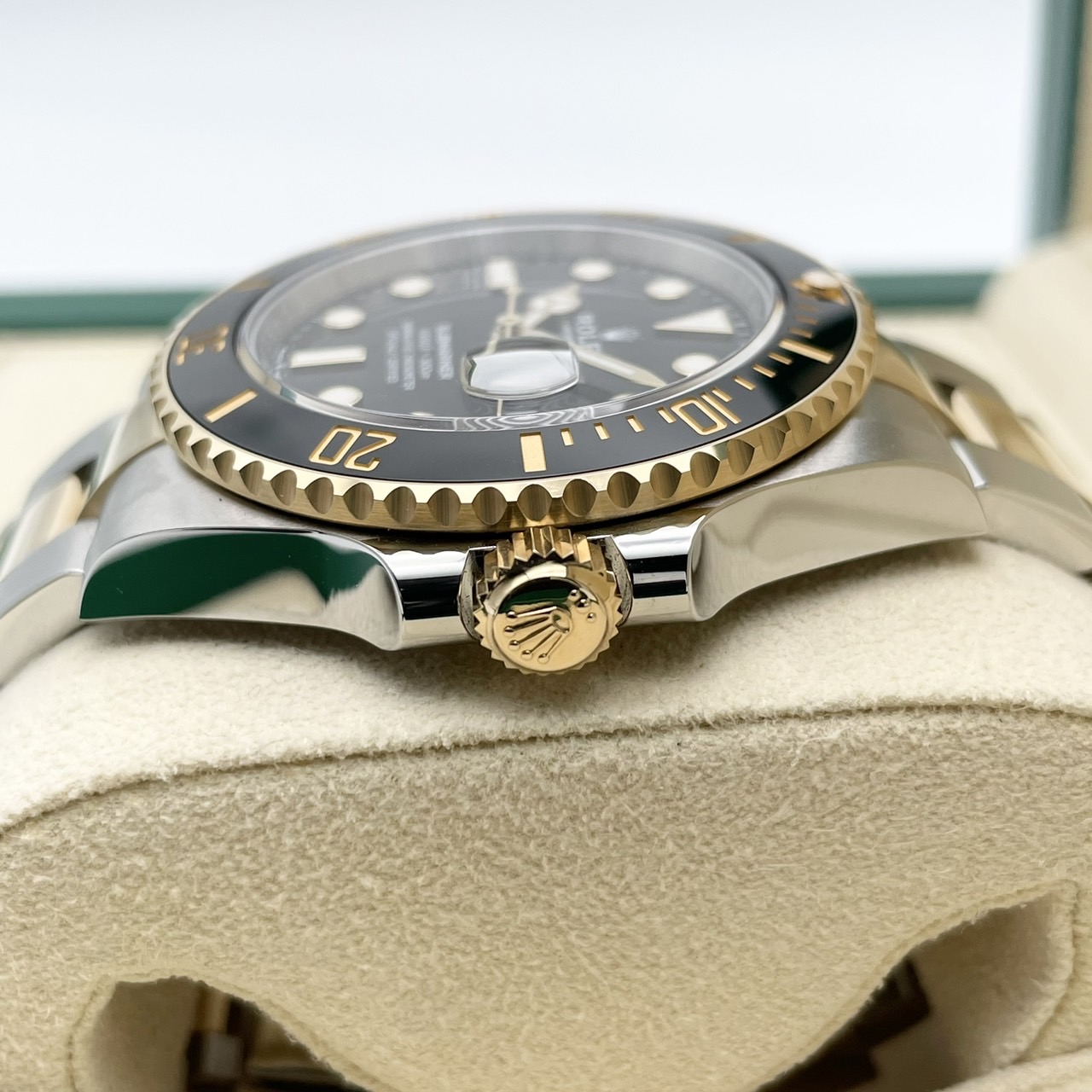 ロレックス サブマリーナデイト 126613LN ブラック ステンレススチール+イエローゴールド 41mm