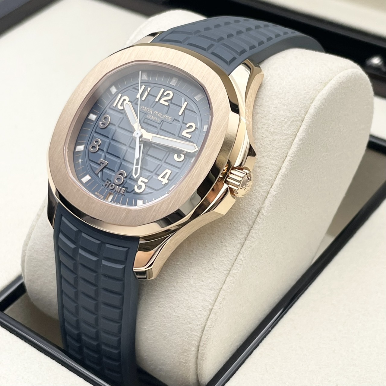 【究極の一本！ラバーカットなし！】パテックフィリップ アクアノート 5269R-001 ブルー 38.8mm