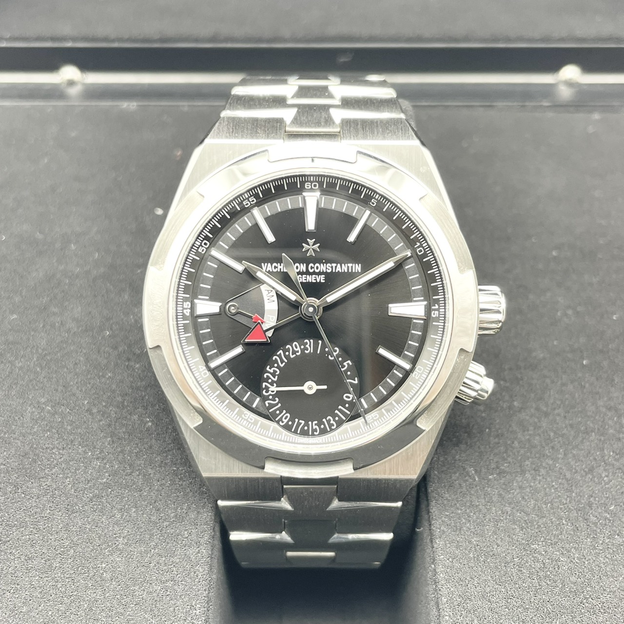 ヴァシュロンコンスタンタン オーヴァーシーズ デュアルタイム 7920V/210A-B546 ブラック 41mm