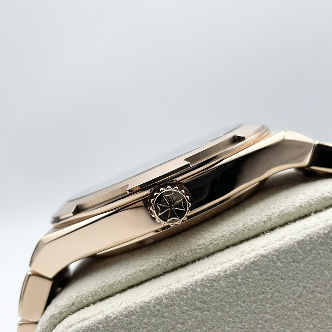 ヴァシュロンコンスタンタン オーヴァーシーズ 4520V/210R-B705 ブルー ピンクゴールド 41mm