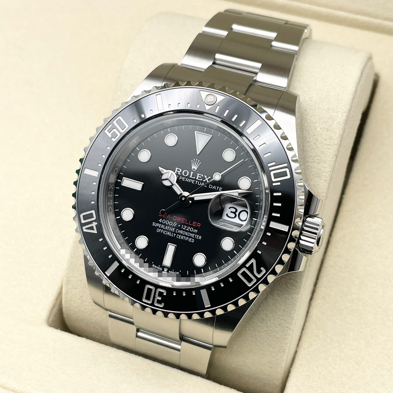 ロレックス シードゥエラー 126600 ブラック オイスターブレスレット 43mm