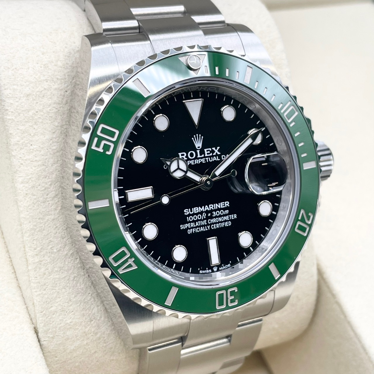 ロレックス サブマリーナ デイト 126610LV ブラック 41mm