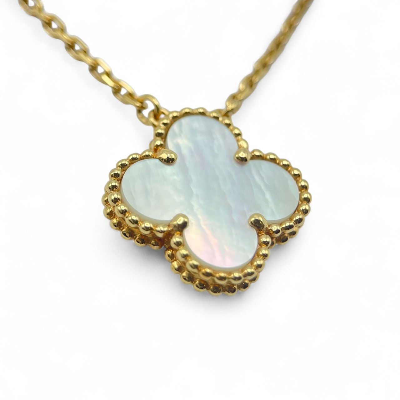 ヴィンテージアルハンブラ　マザーオブパール　イエローゴールド ヴァンクリーフ＆アーペル ヴィンテージアルハンブラ ネックレス