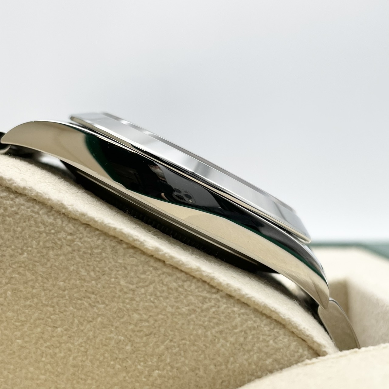 ロレックス デイトジャスト 126300 スレート オイスターブレスレット 41mm