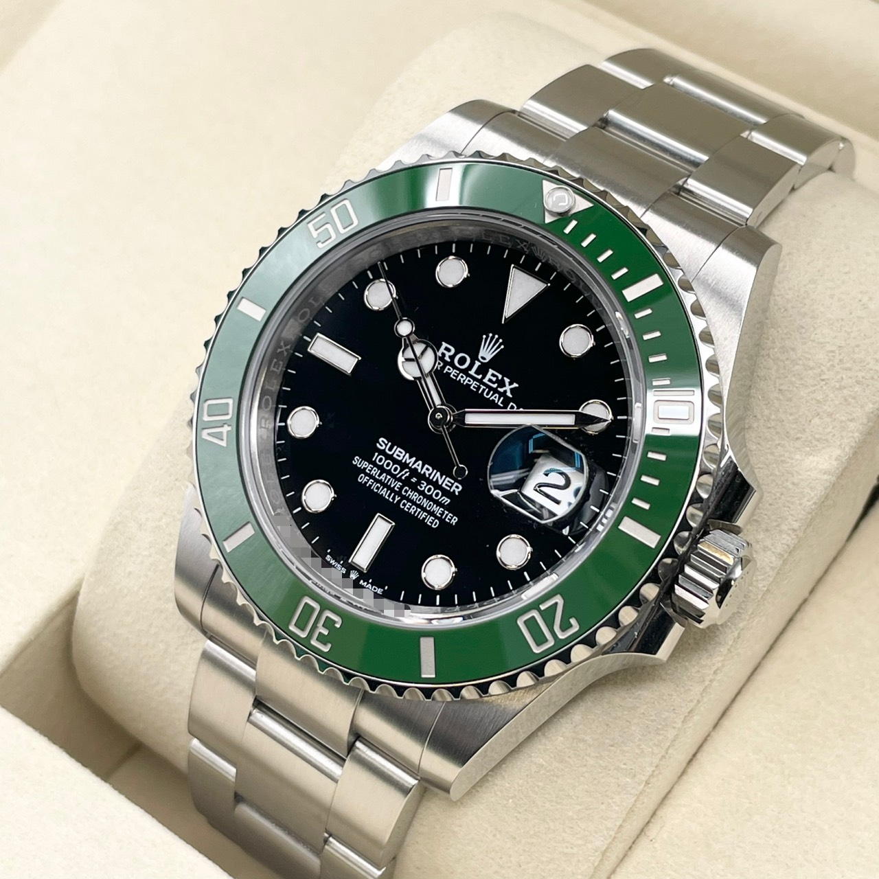 ロレックス サブマリーナ デイト 126610LV ブラック 41mm