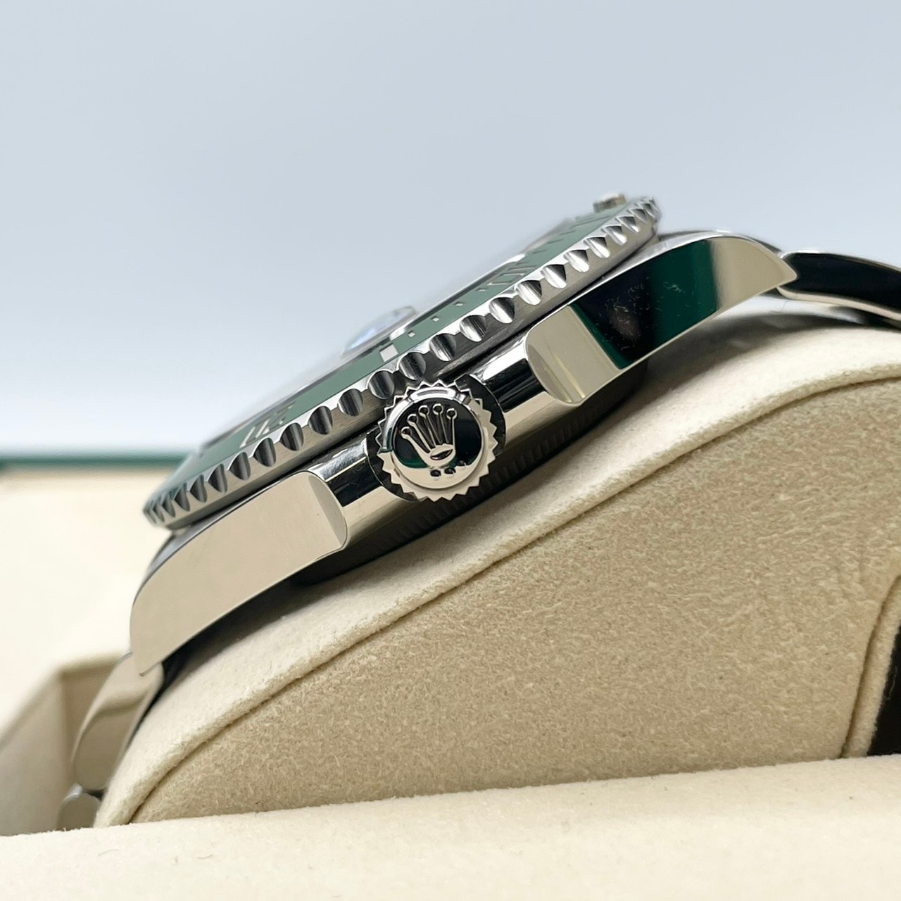 ロレックス サブマリーナ デイト 126610LV ブラック 41mm