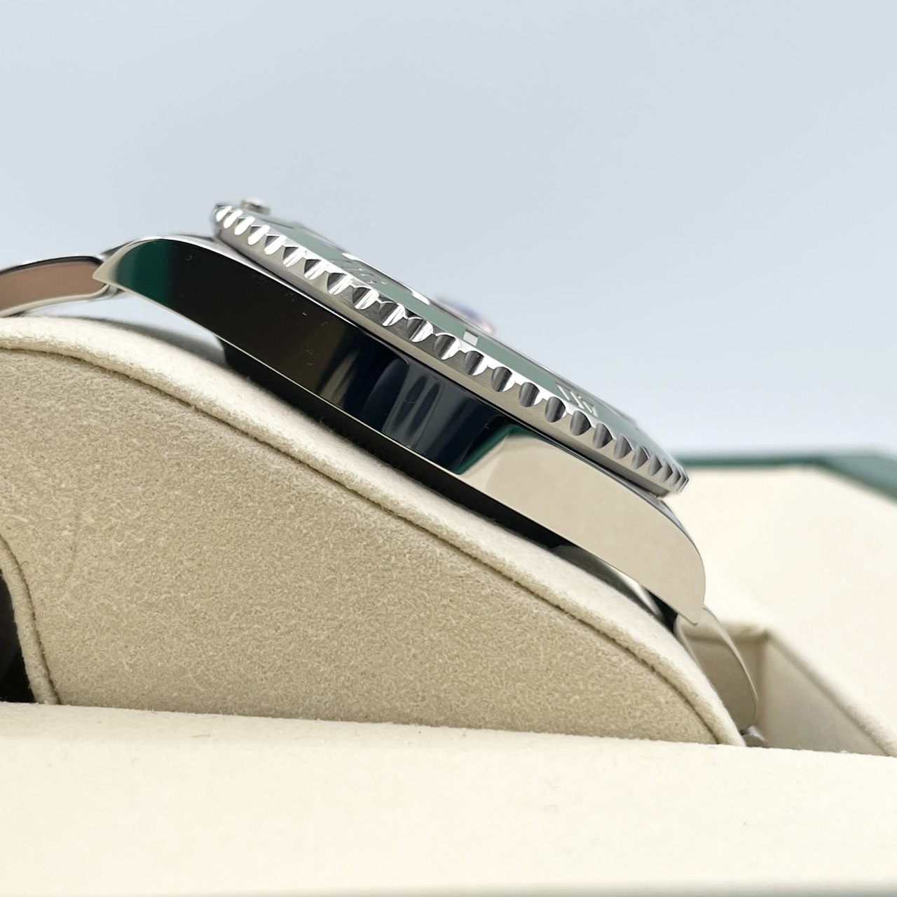 ロレックス サブマリーナ デイト 126610LV ブラック 41mm