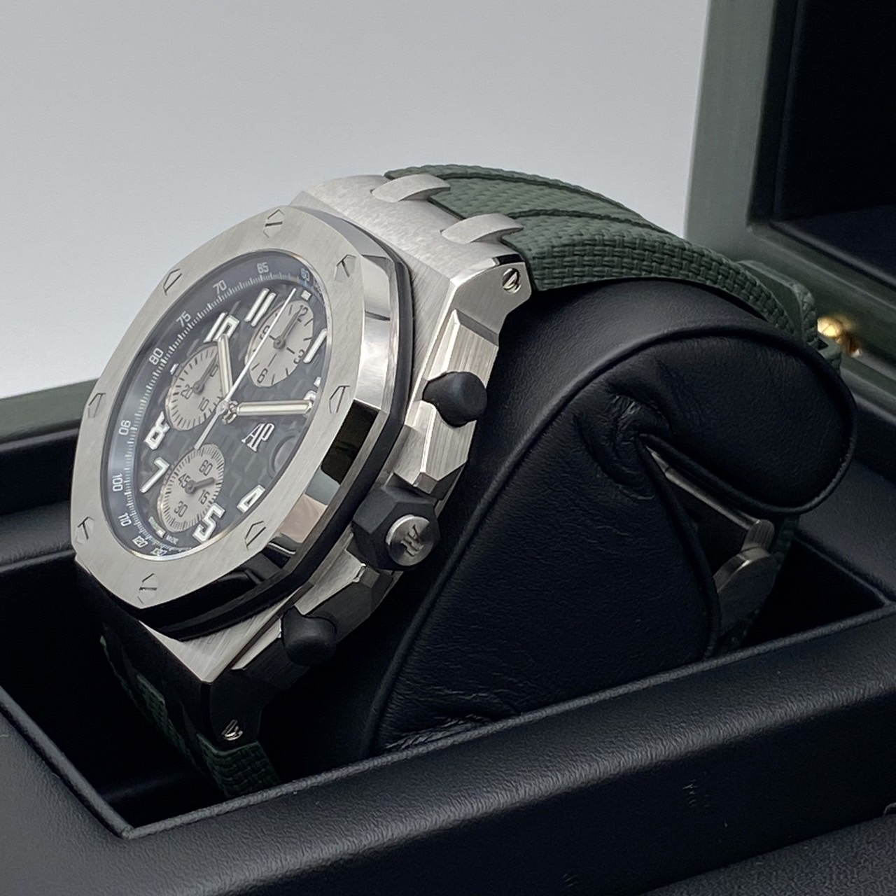 オーデマピゲ ロイヤルオークオフショア 26238TI.OO.A056CA.01 クロノグラフ 42mm