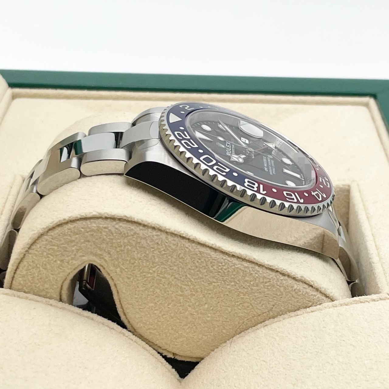 【保護シール付き！】ロレックス GMTマスターII 126710BLRO オイスターブレスレット ブラック 40mm