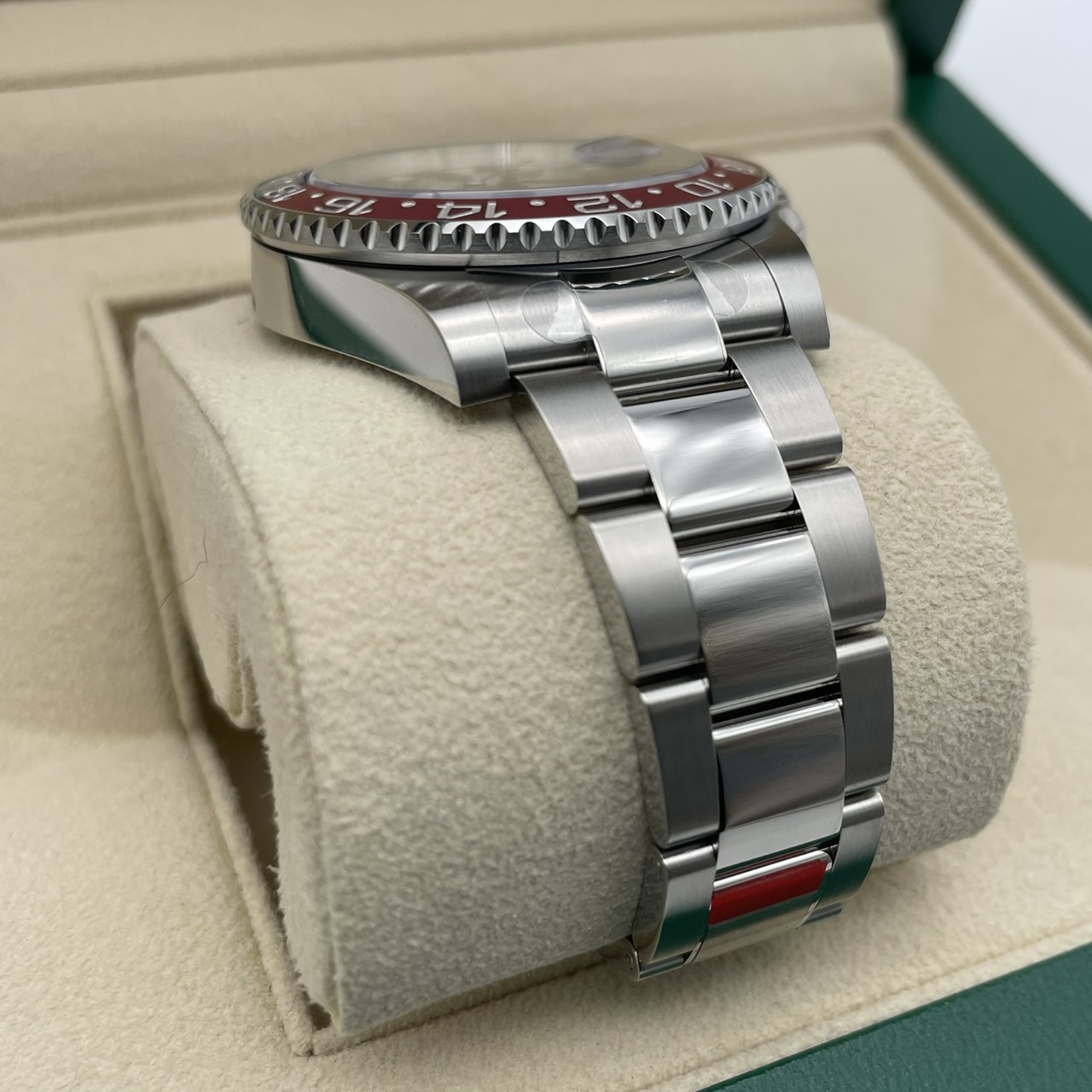 【保護シール付き！】ロレックス GMTマスターII 126710BLRO オイスターブレスレット ブラック 40mm