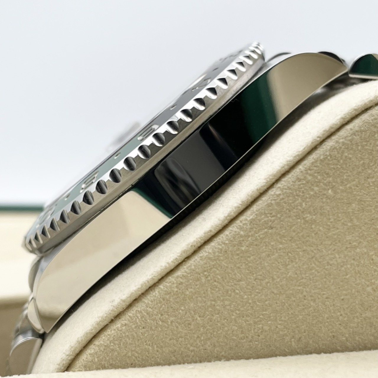 【保証書日付2026年1月！】 ロレックス GMTマスターII 126720VTNR ブラック ジュビリーブレス 40mm