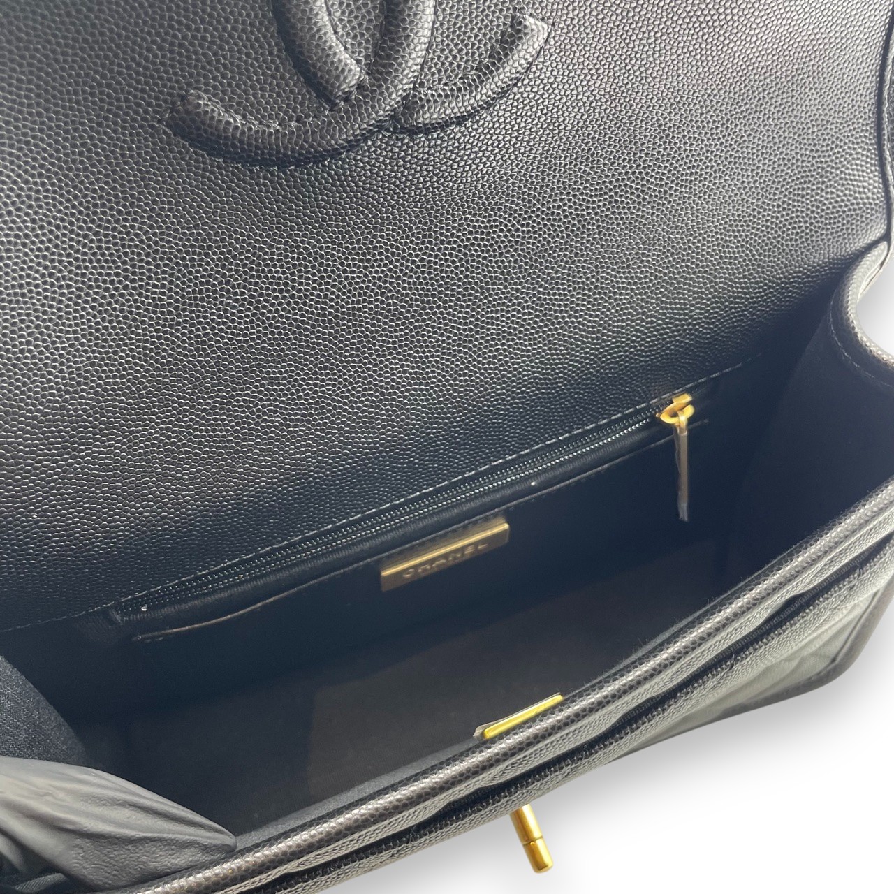 シャネル トップハンドル フラップバッグ クローバーチャーム 25 ブラック キャビアスキン ゴールド金具