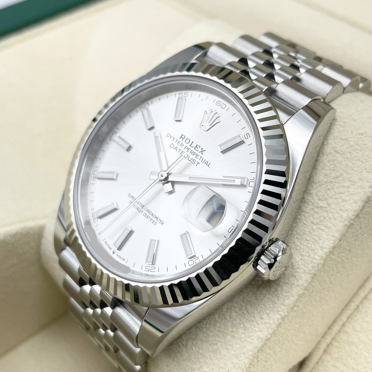 ロレックス デイトジャスト 126334 シルバー ジュビリーブレス 41mm