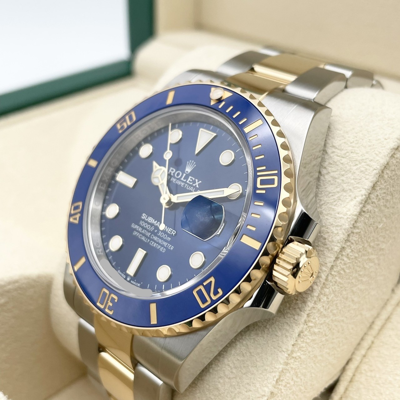 ロレックス サブマリーナ デイト 126613LB オイスターブレスレット ロイヤルブルー 41mm