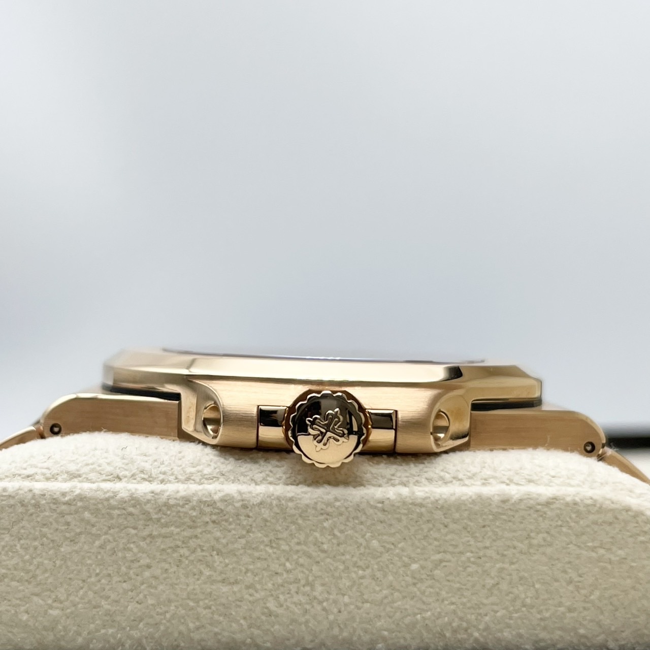 パテックフィリップ ノーチラス 5711/1R-001 ブラウン・ブラック・グラデーション 40mm