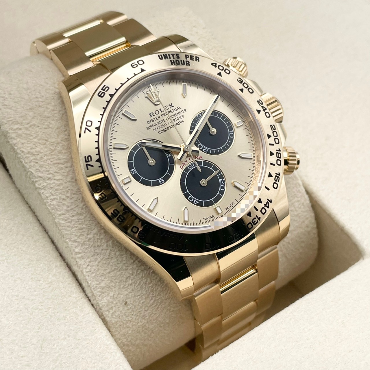 保証書日付2025年12月！】ロレックス デイトナ 126508 ゴールデン