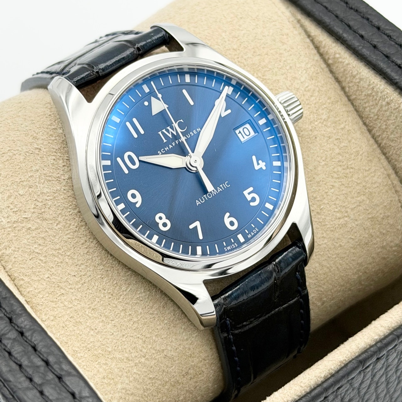 【定価814,000円！】 IWC パイロット・ウォッチ・オートマティック IW324008 ブルー 36mm