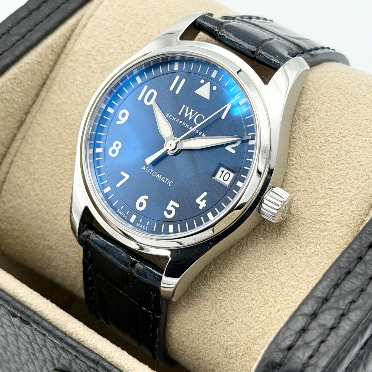 【定価814,000円！】 IWC パイロット・ウォッチ・オートマティック IW324008 ブルー 36mm