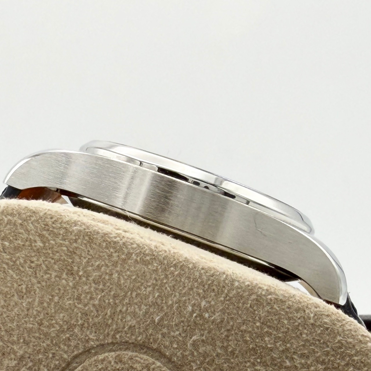 【定価814,000円！】 IWC パイロット・ウォッチ・オートマティック IW324008 ブルー 36mm