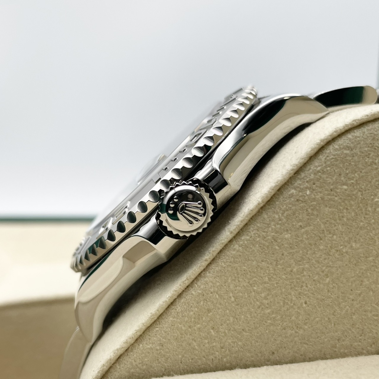 ロレックス ヨットマスター 126622 ブルー ステンレススチール+プラチナ 40mm