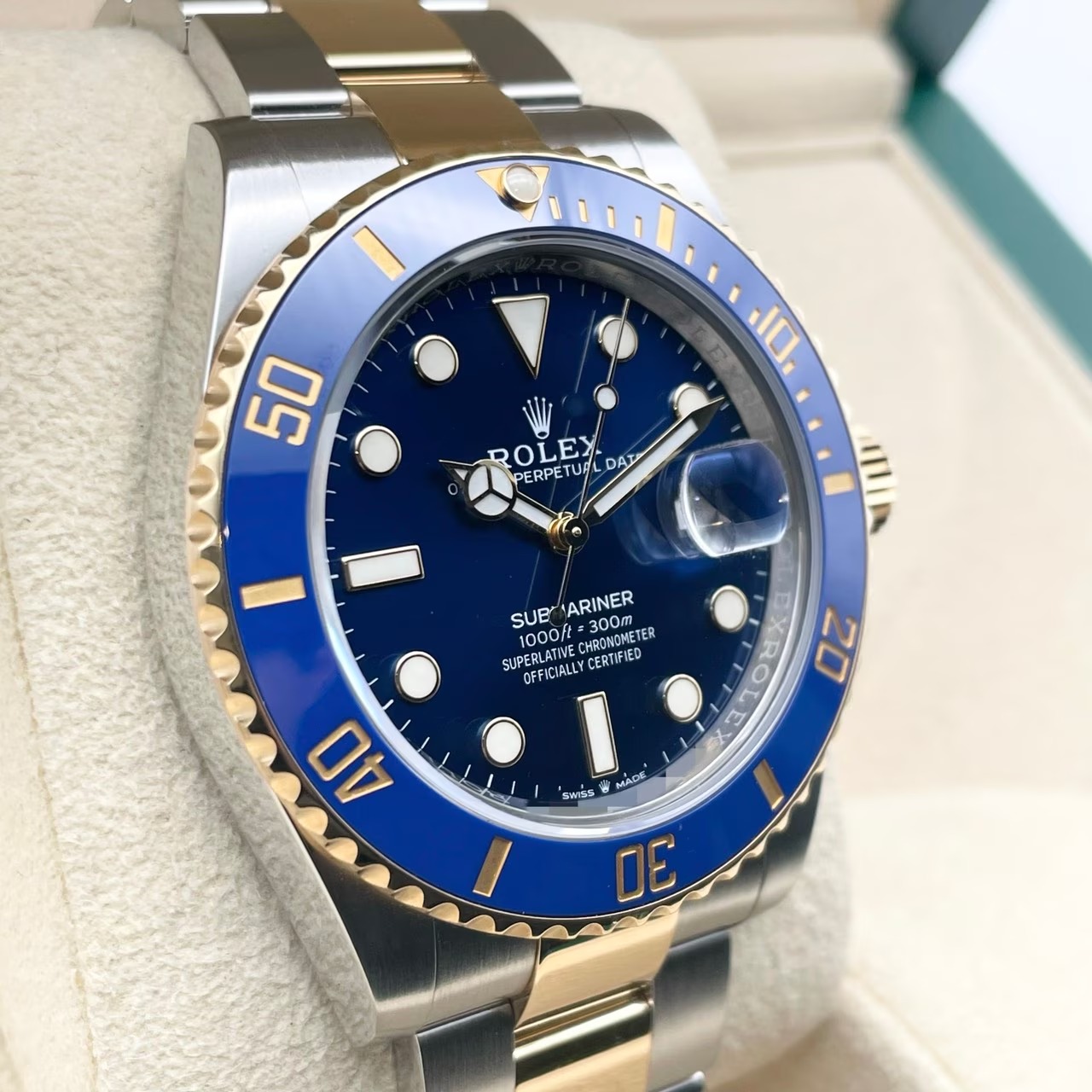 ロレックス サブマリーナーデイト 126613LB ロイヤルブルー 41mm