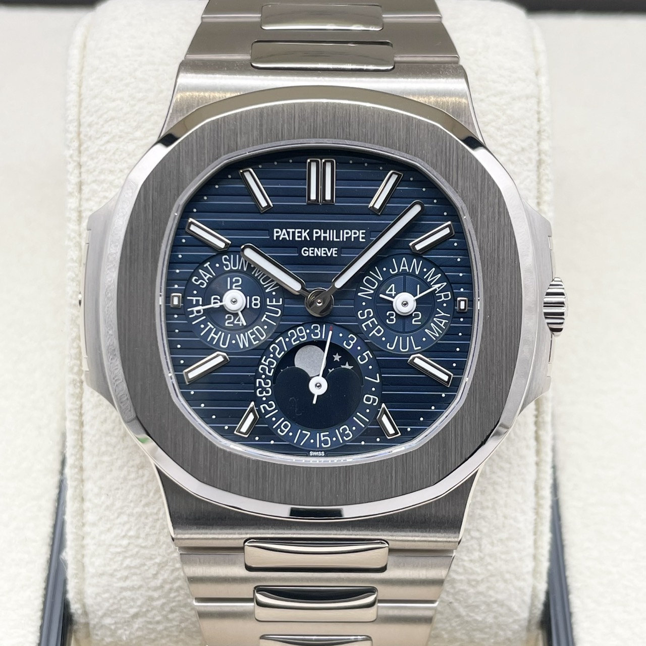 パテックフィリップ ノーチラス パーペチュアル カレンダー 5740/1G-001 ブルー 40ｍｍ