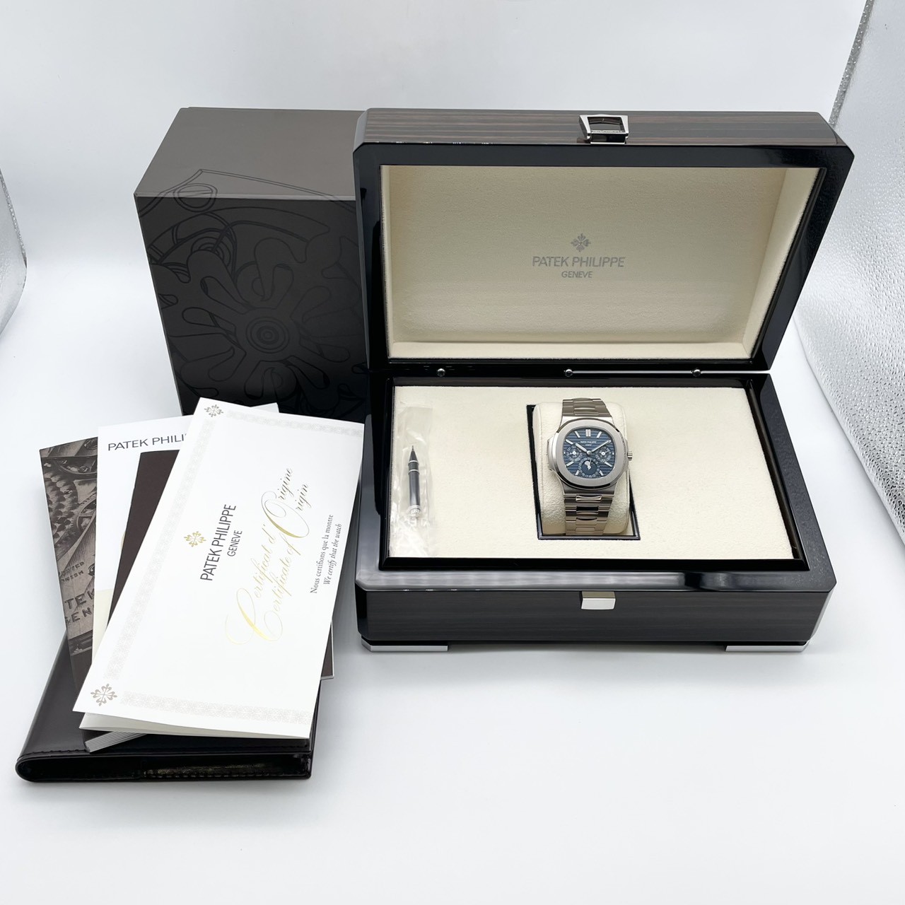 パテックフィリップ ノーチラス パーペチュアル カレンダー 5740/1G-001 ブルー 40ｍｍ