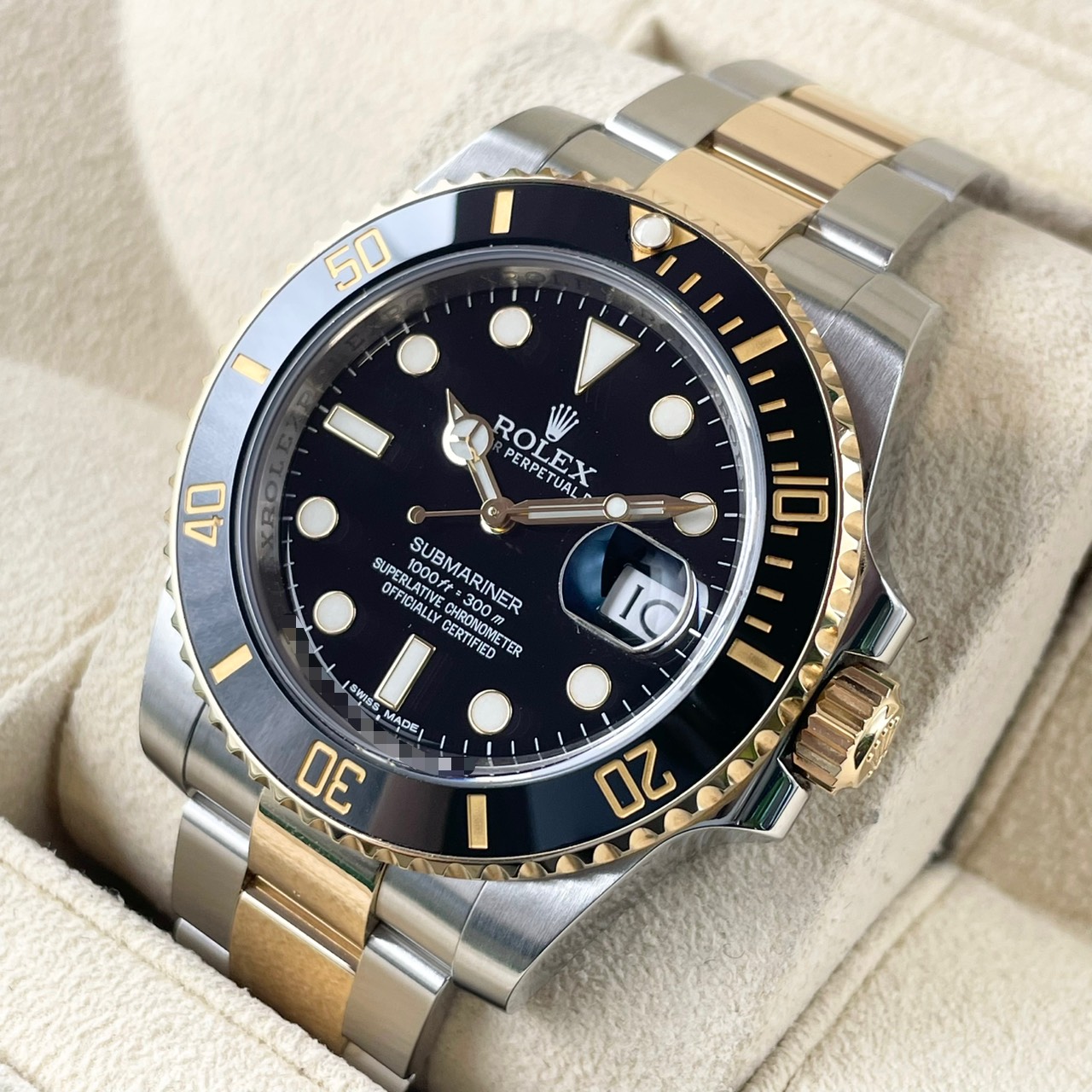 【超美品！】ロレックス サブマリーナデイト 116613LN オイスターブレスレット ブラック 40mm