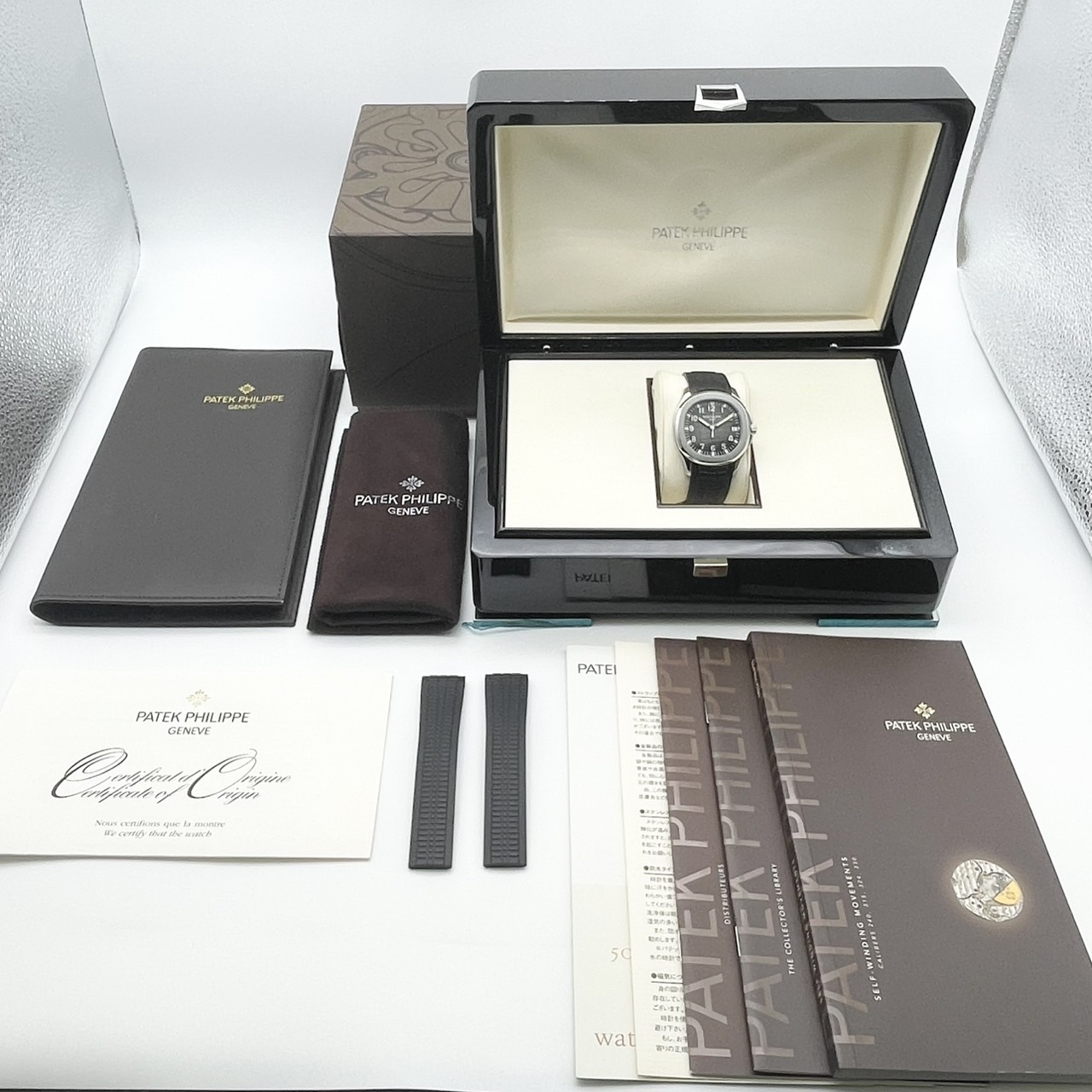 パテックフィリップ アクアノート 5167A-001 ブラック 40.8mm