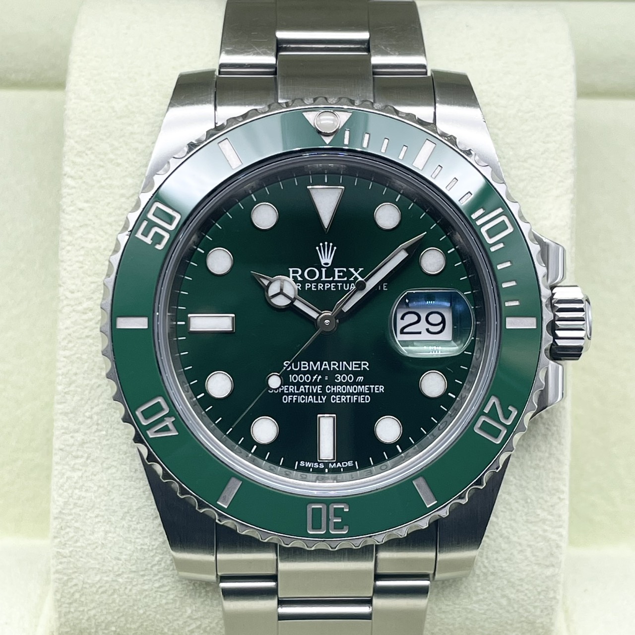ロレックス サブマリーナーデイト 116610LV グリーン オイスターブレス 40mm