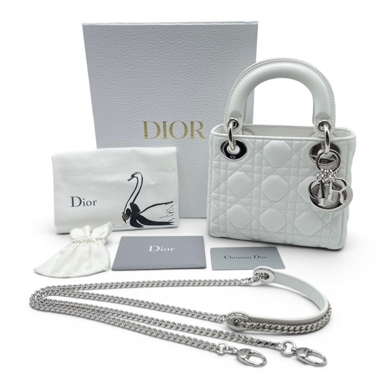 【美品】Christian Dior クリスチャンディオール　ハンドバッグ　ラムスキン　ギャランティー有(B6-140） Christian Dior Pre-Owned 2022 マイクロ ラムスキン カナージュ