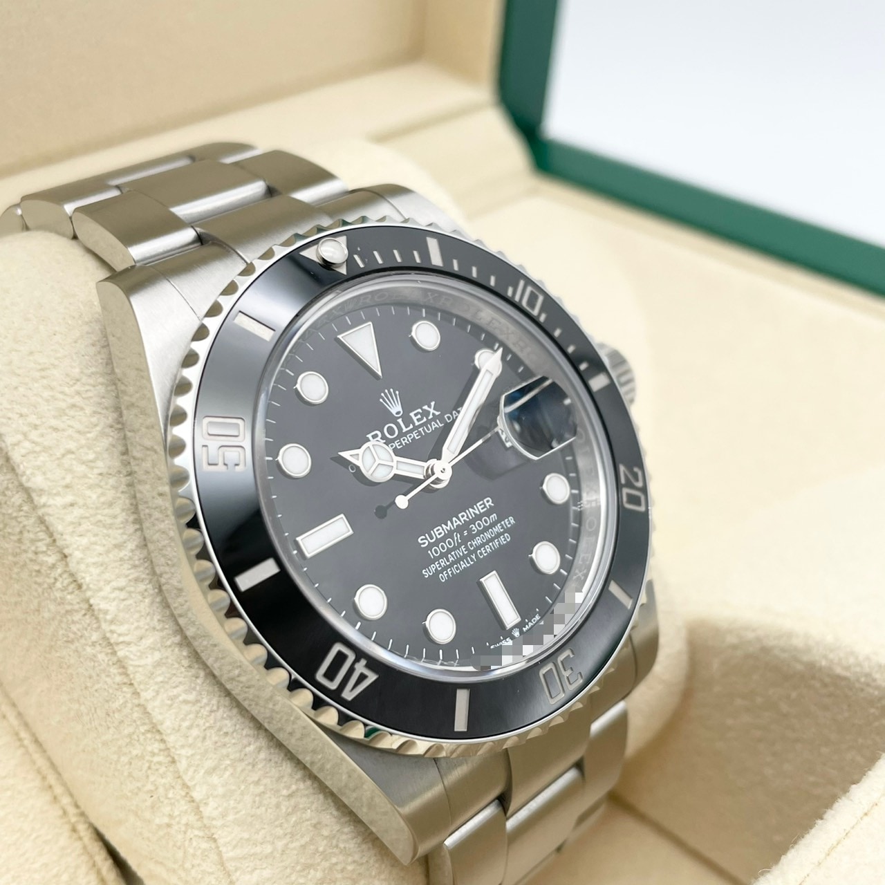 ロレックス サブマリーナーデイト 126610LN ブラック 41mm