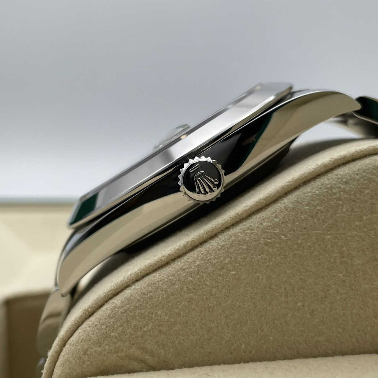 ロレックス デイトジャスト 126300 ミントグリーン オイスターブレスレット 41mm