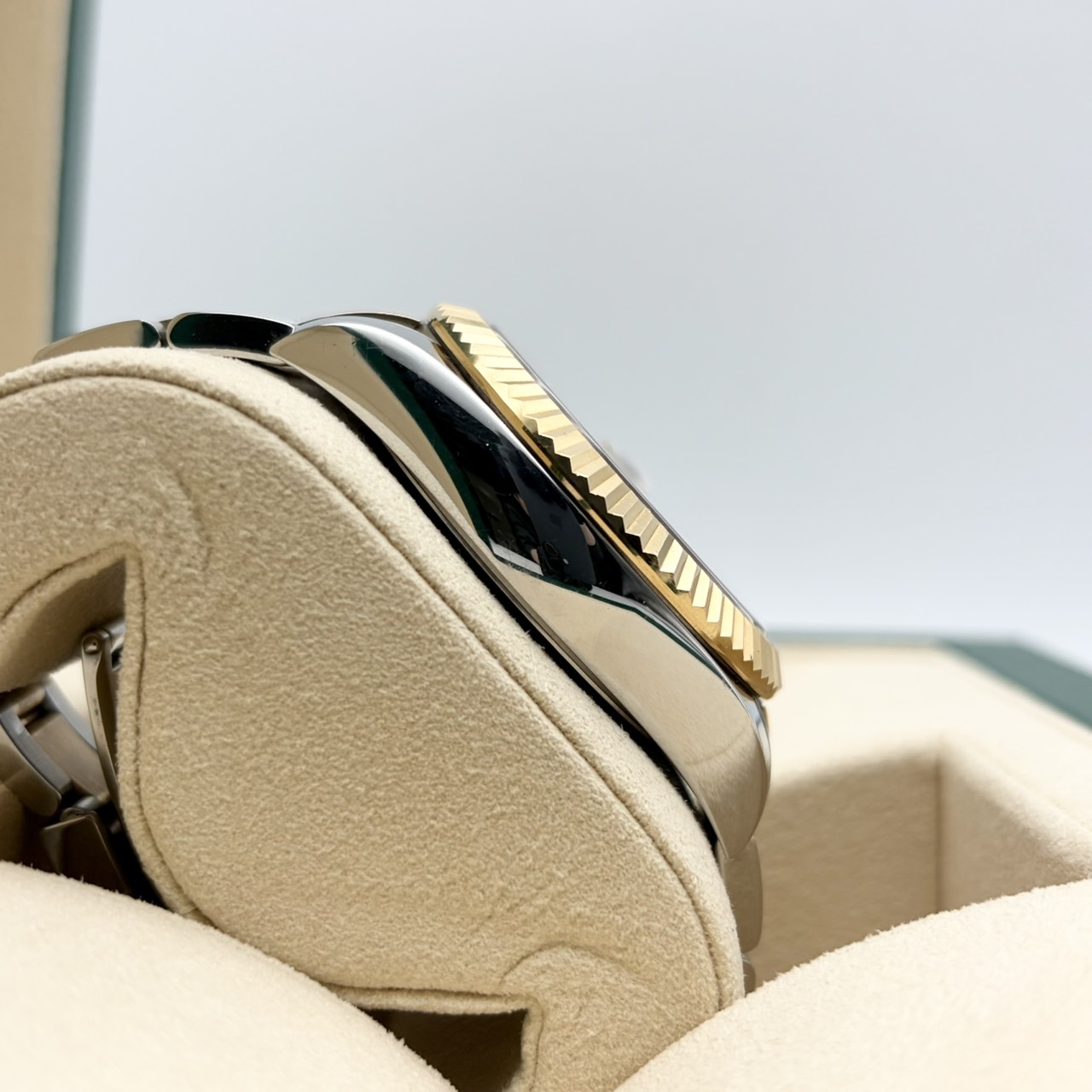 ロレックス スカイドゥエラー 326933 ホワイト オイスターブレス  42mm