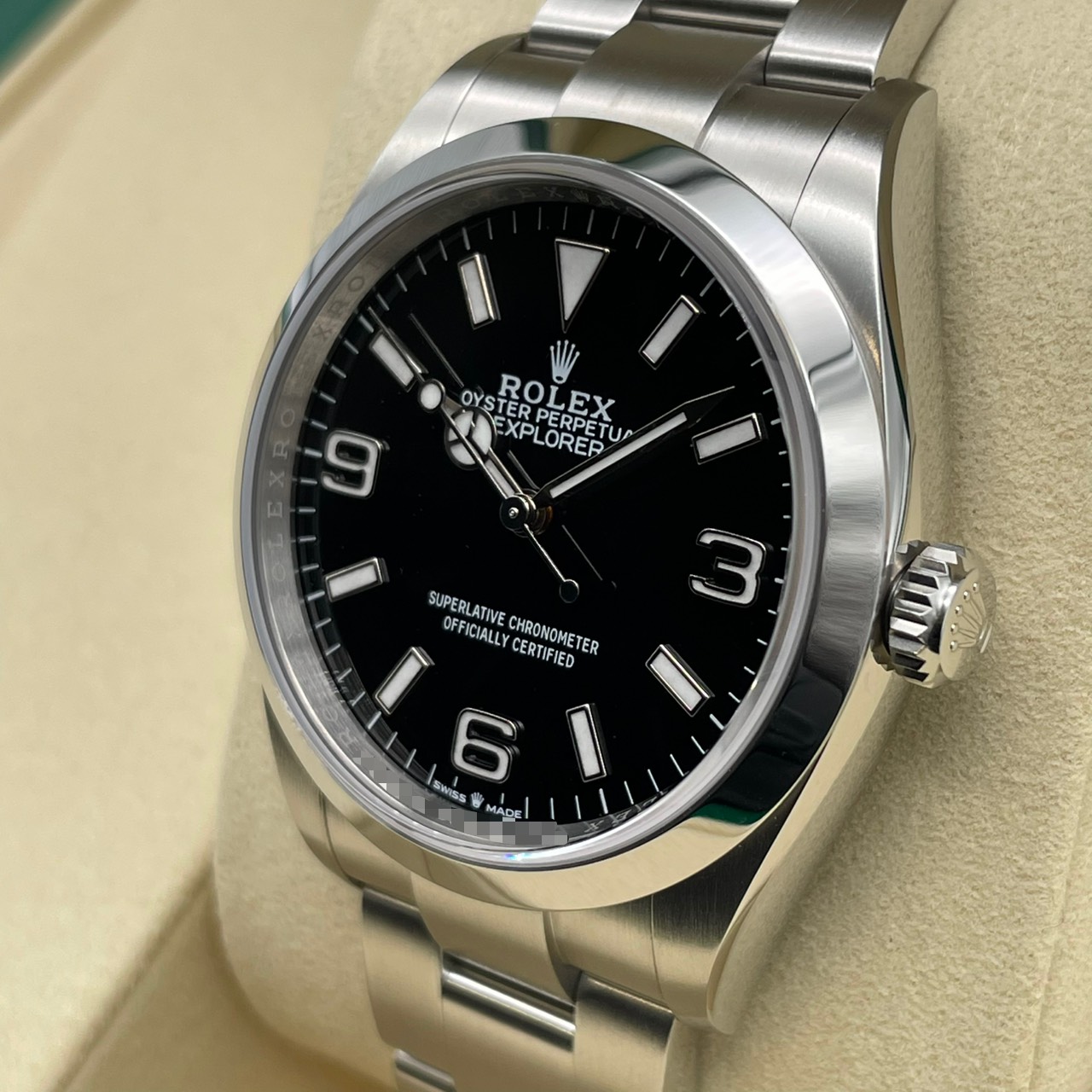 【保証書日付2026年2月！】 ロレックス エクスプローラー 124270 ブラック 36mm