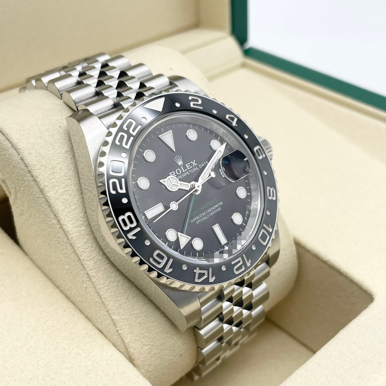 ロレックス GMTマスターII 126710GRNR ブラック ジュビリーブレスレット 40mm