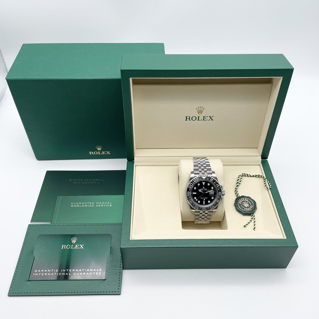 ロレックス GMTマスターII 126710GRNR ブラック ジュビリーブレスレット 40mm