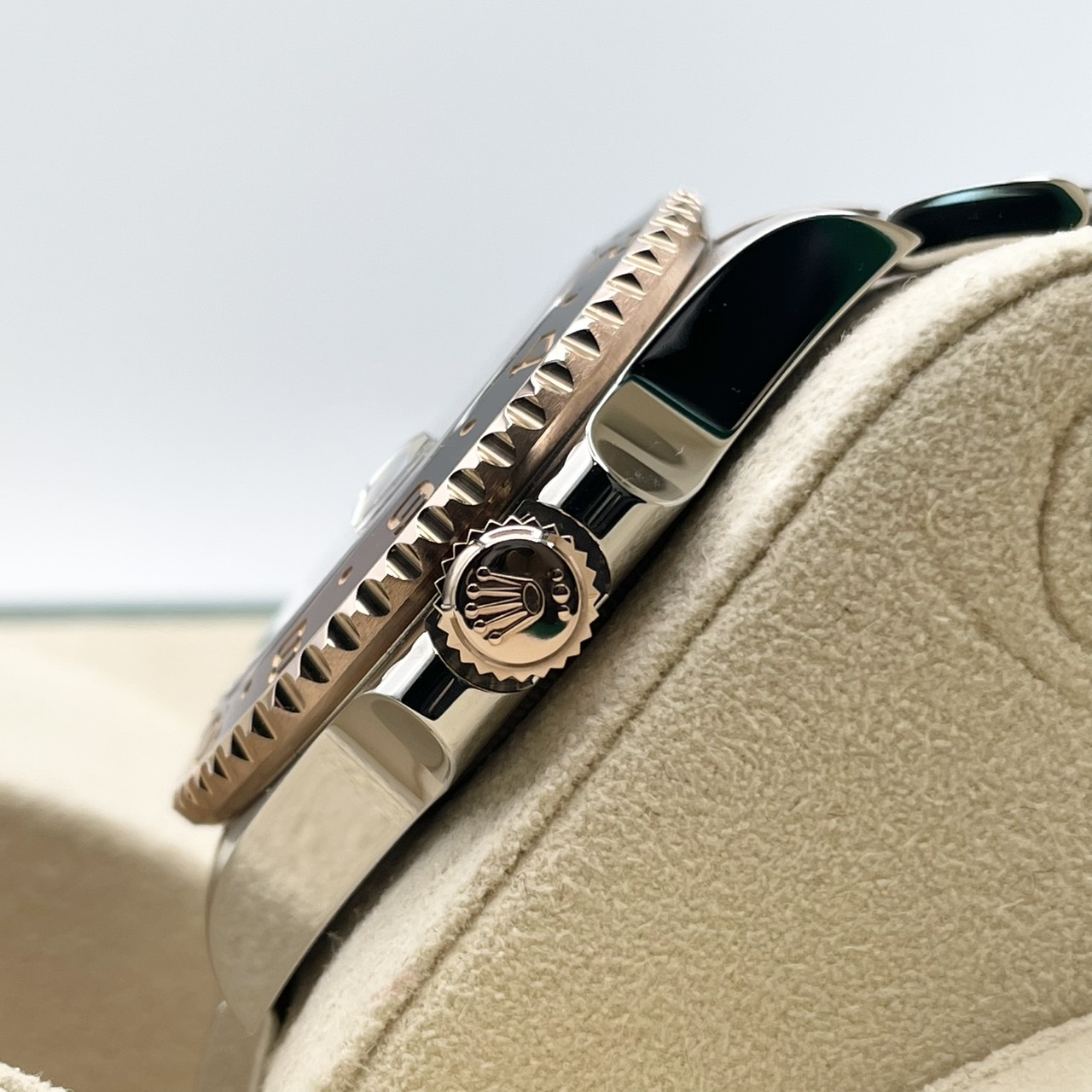 ロレックス GMTマスターII 126711CHNR ブラック 40mm