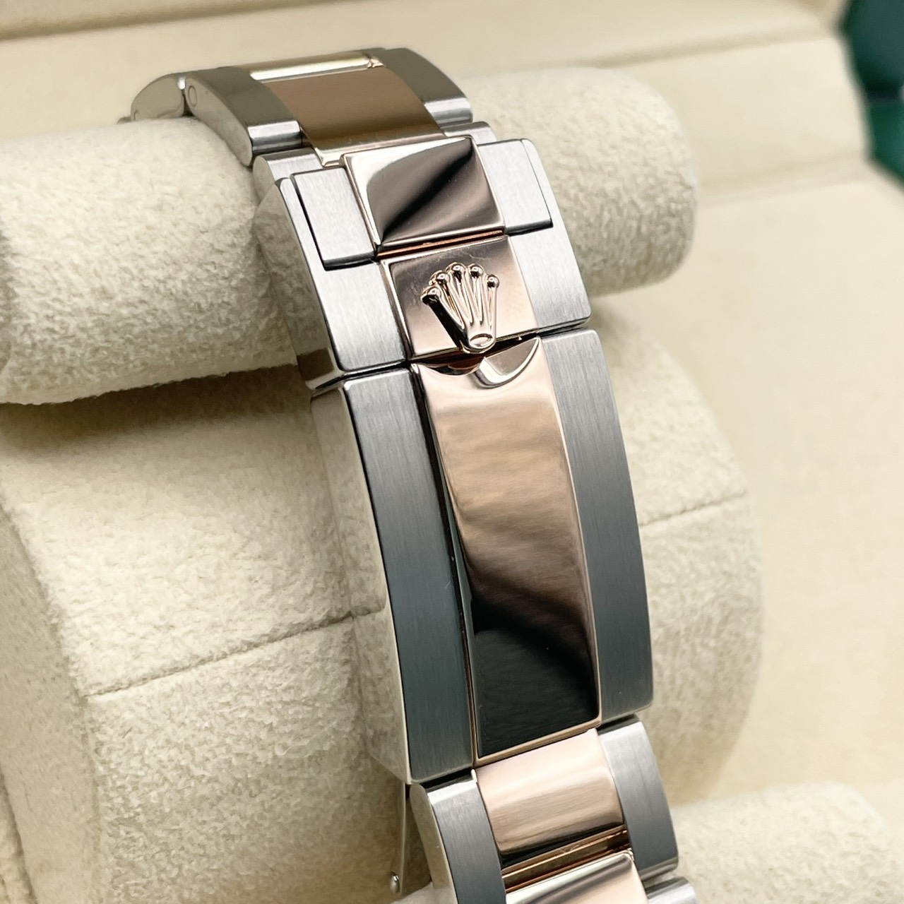 ロレックス GMTマスターII 126711CHNR ブラック 40mm