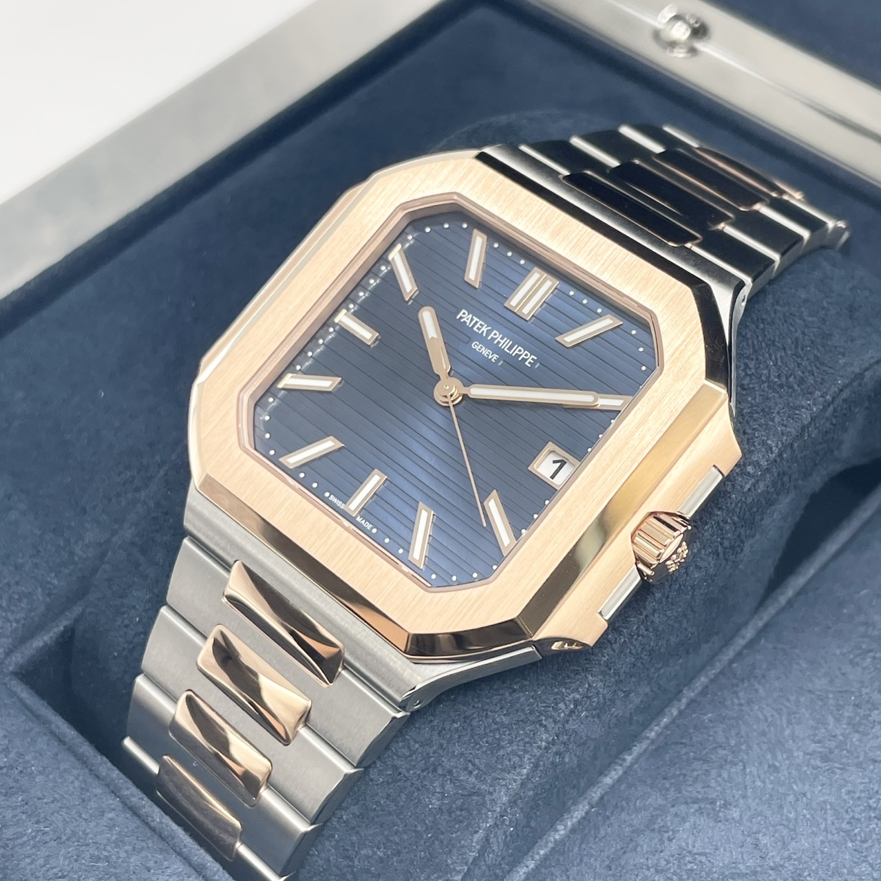 パテックフィリップ キュビタス 5821/1AR-001 ブルー・ソレイユ 	SS/RG 45mm