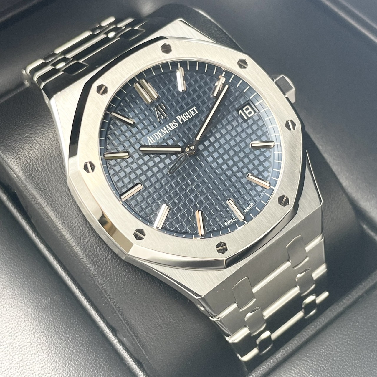 オーデマピゲ ロイヤルオーク 15500ST.OO.1220ST.01 ブルー 41mm