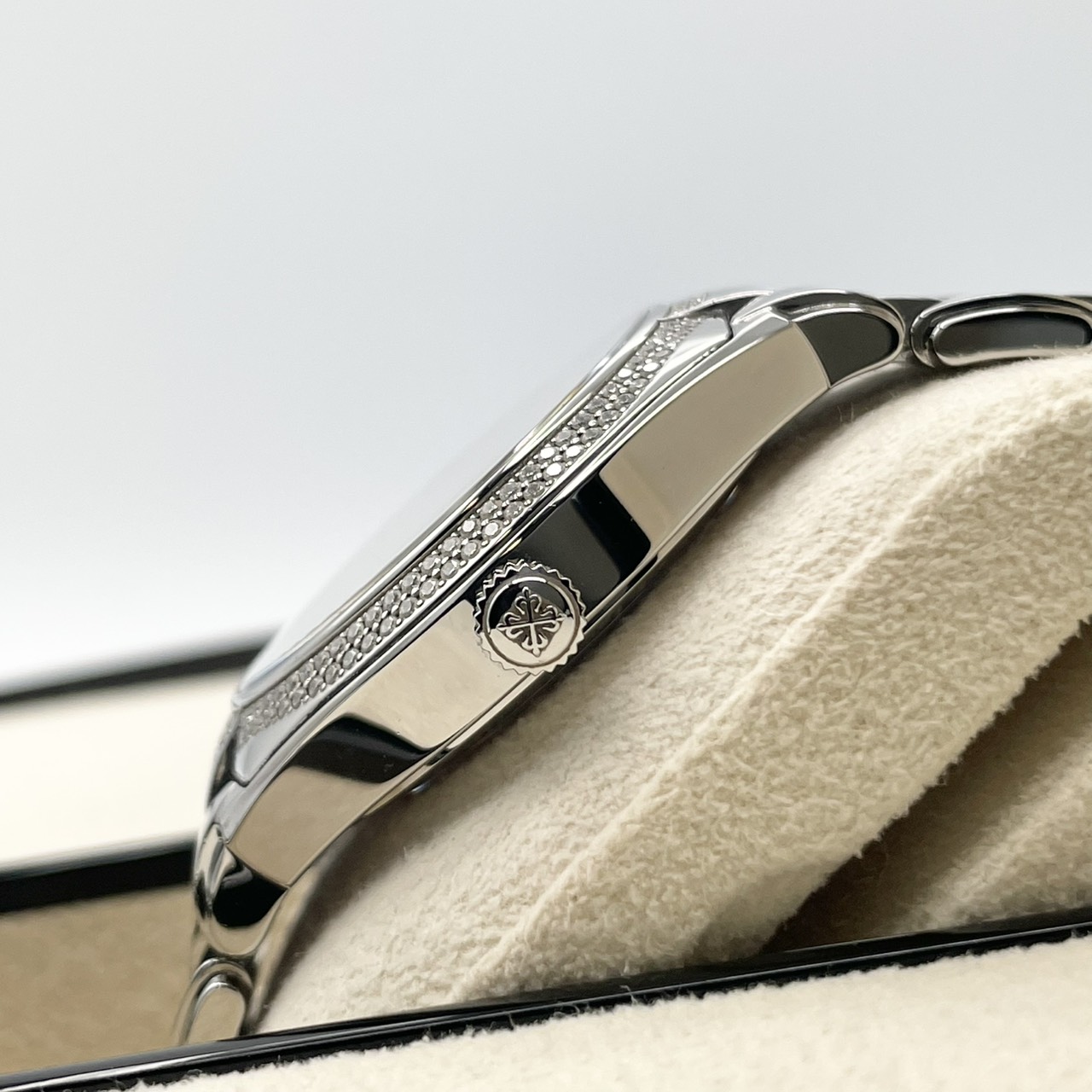 【参考定価 535万円！】パテックフィリップ TWENTY~4 7300/1200A-010 グレー 36mm