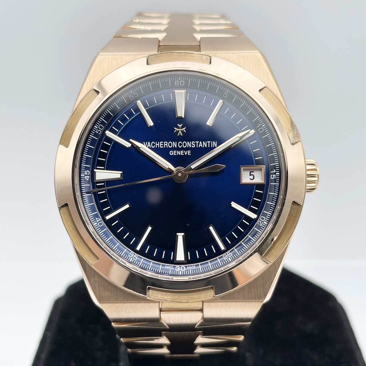 ヴァシュロンコンスタンタン オーヴァーシーズ・オートマティック 4500V/110R-B705 41mm