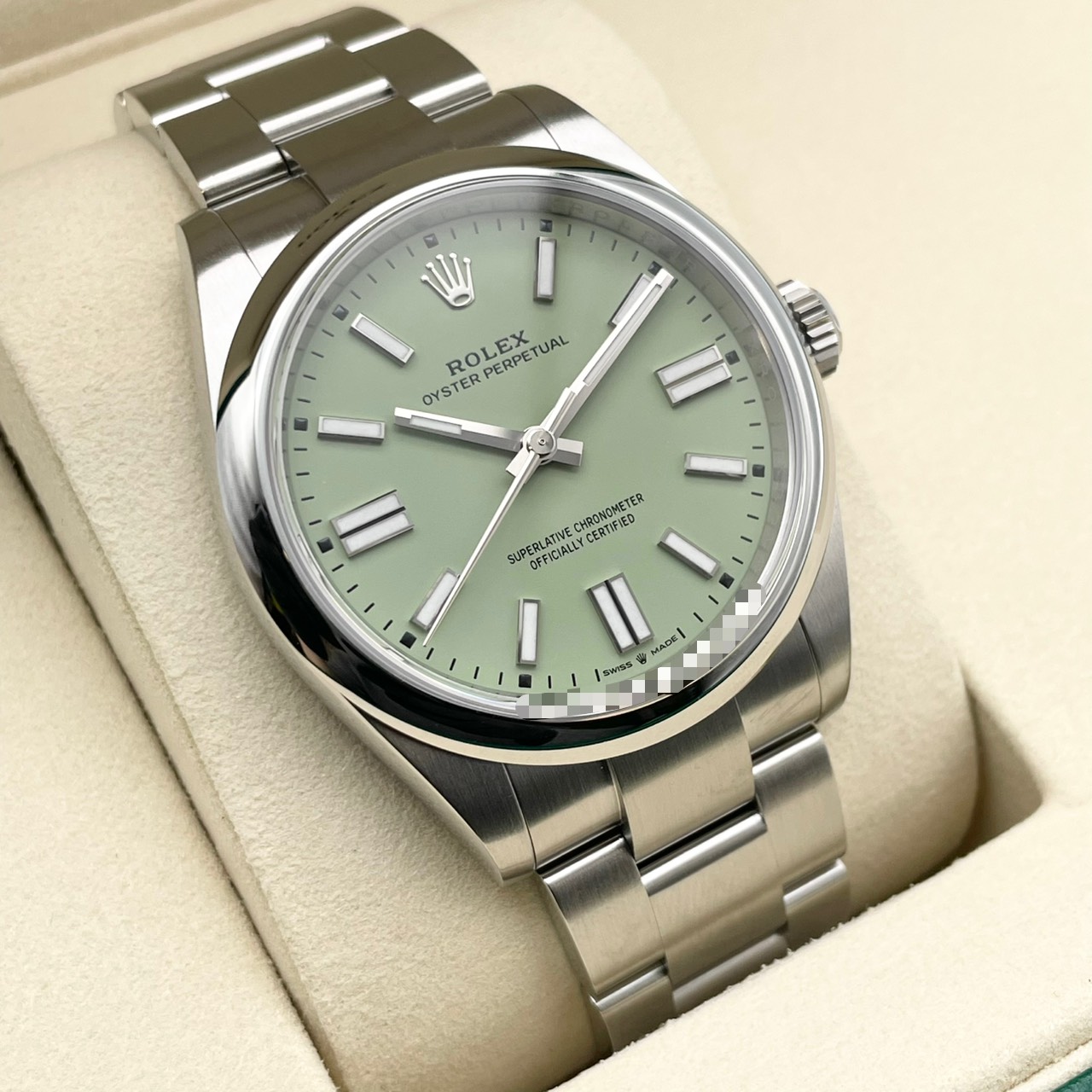 ロレックス オイスターパーペチュアル 134300 ピスタチオグリーン 41mm