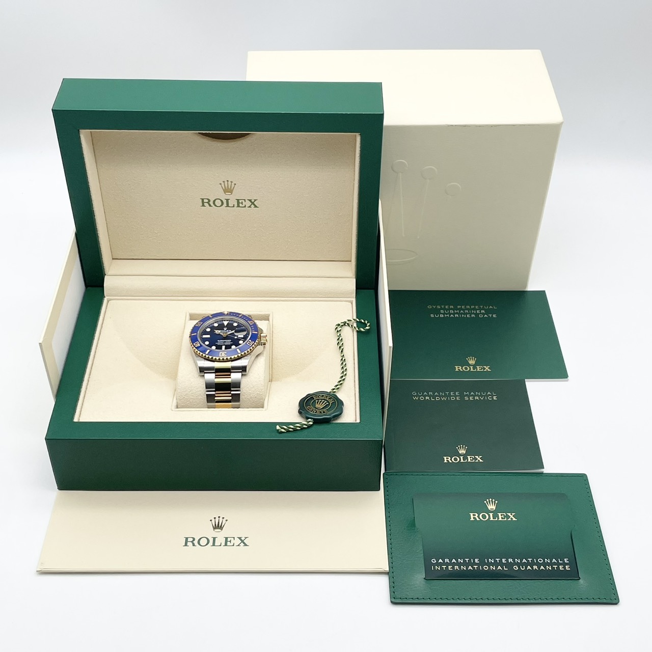 ロレックス サブマリーナーデイト 126613LB ロイヤルブルー 41mm