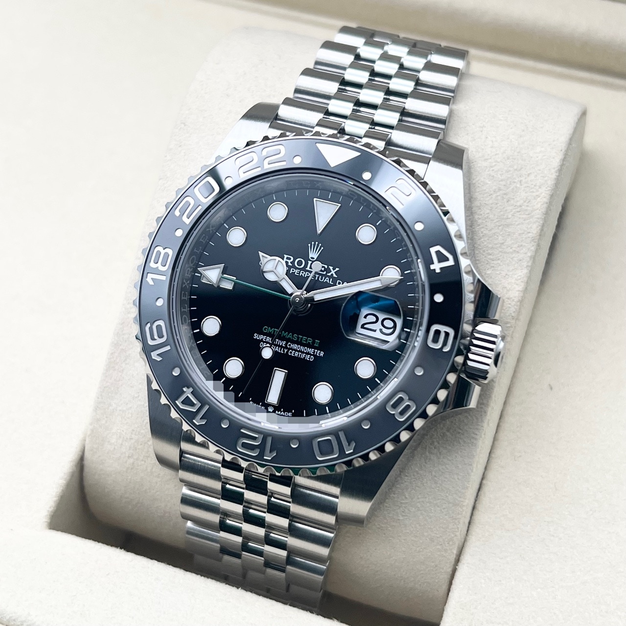 ロレックス GMTマスターII 126710GRNR ブラック ジュビリーブレスレット 40mm